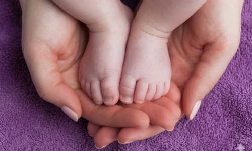 Babymassage voor hechting bij Praktijk MaVie Kaatsheuvel